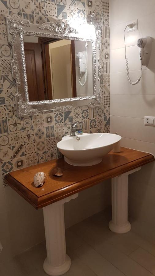 B & B 2 Erre Paestum Bagian luar foto