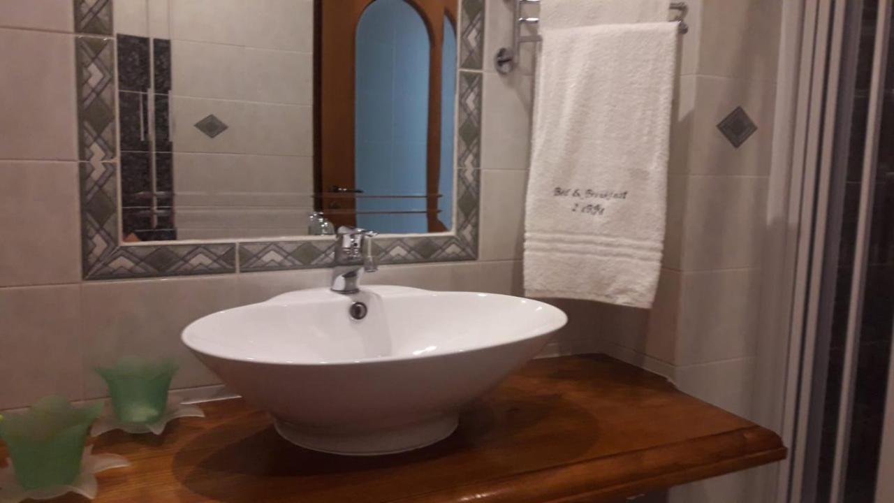 B & B 2 Erre Paestum Bagian luar foto